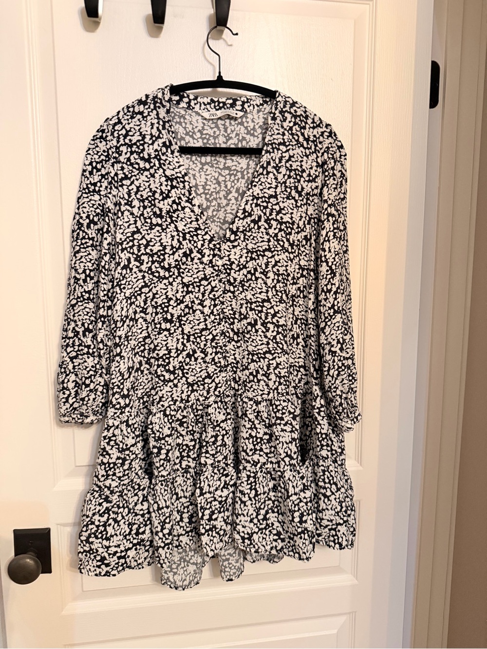 ZARA Black & White Printed V-Neck Tunic